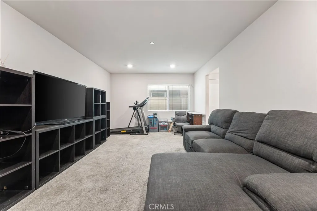 1208 Dock, Harbor City, California 90710 home-pic-6